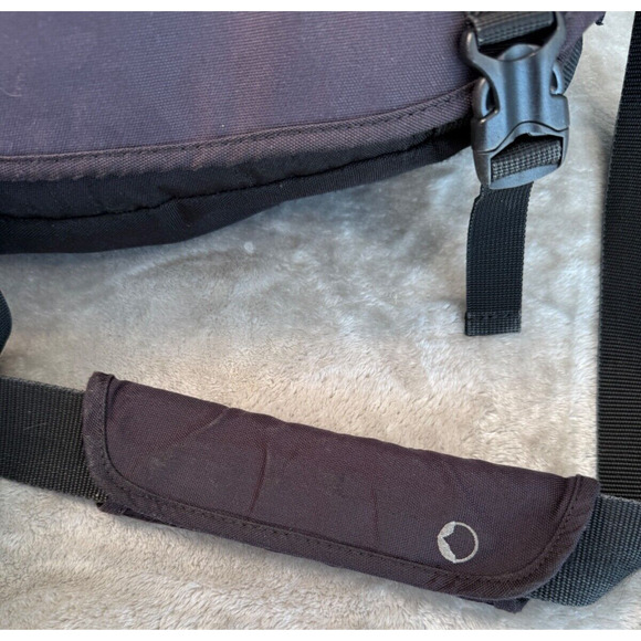 Lowepro Photography Camera Laptop Messenger Bag - Picture 4 of 9